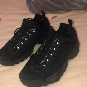 Black fila disrupters